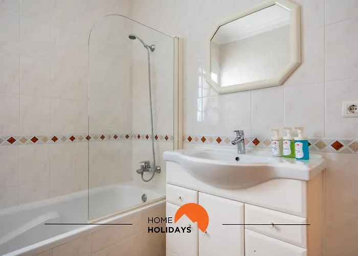 #182 T1 Pedra Dos Bicos By Holidays Apartment